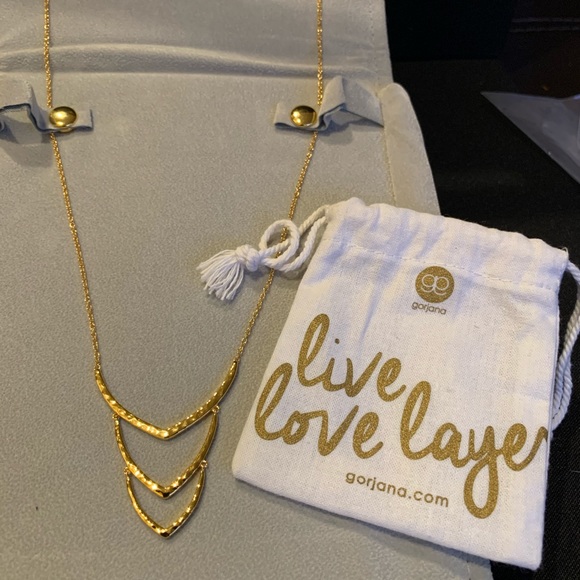 Gorjana Jewelry - Gorjana Amanda Gold Pendant Necklace